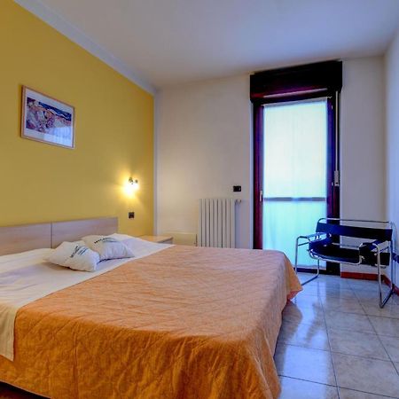 Residence Meridiana Peschiera del Garda Extérieur photo