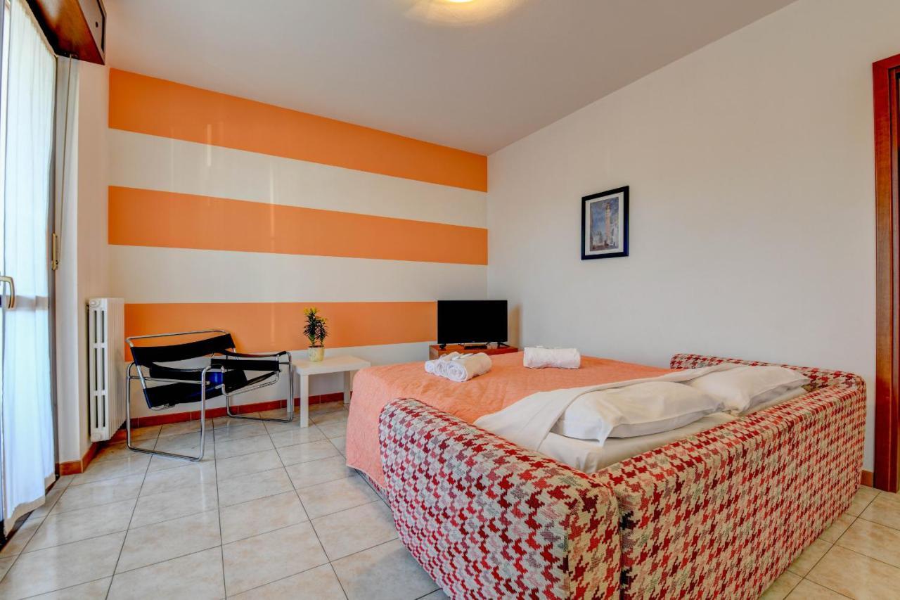 Residence Meridiana Peschiera del Garda Extérieur photo